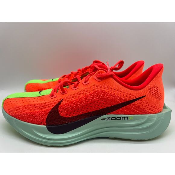 Nike ZoomX Pegasus Plus Bright Crimson Women's Size 10 FQ7262-600 New - Picture 2 of 16